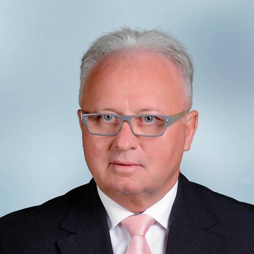 Dr. Sütő László